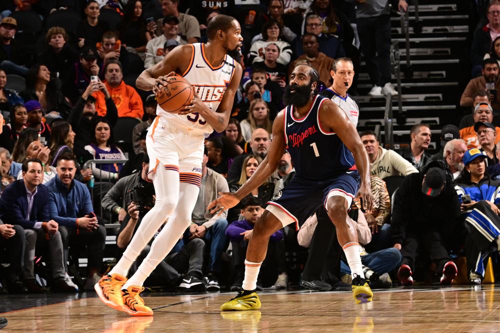 才抵达曼市 才抵达曼市