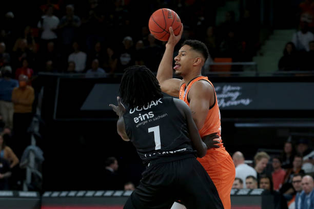 选手通过N 选手通过N